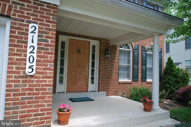 21205 Hickory Forest Way, Germantown, MD 20876 - photo 2