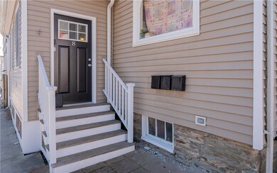 8 Pleasant St unit 2, Newport, RI 02840 - photo 3
