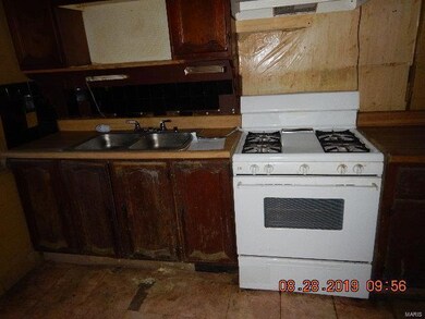 4450 Lee Ave, Saint Louis, MO 63115 - photo 4