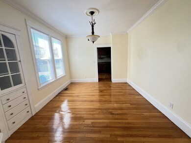115 Ocean St unit 1, Lynn, MA 01902 - photo 4