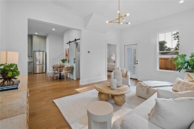 275 E 11th St, Fayetteville, AR 72701 - photo 4