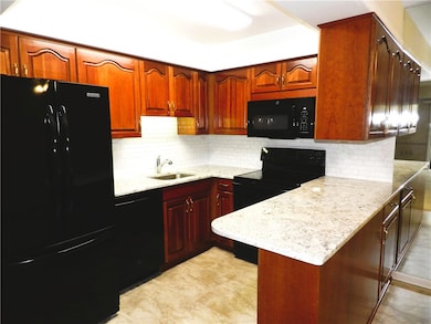 Cochran Hall Condominium unit 512, Pittsburgh, PA 15243 - photo 6