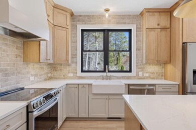 4858 Hanson Rd, Saint Paul, MN 55126 - photo 6