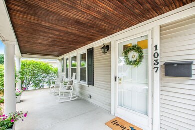 1037 Dorroll St NE, Grand Rapids, MI 49505 - photo 2