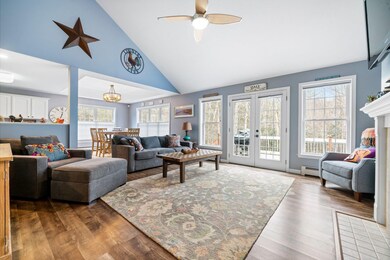 40 Magnolia Dr, Goffstown, NH 03045 - photo 3