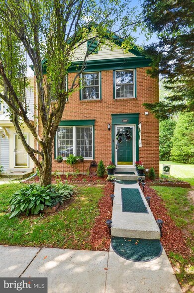 12526 Coral Grove Place, Germantown, MD 20874 - photo 2