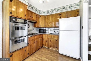 12 Hathaway Rd, Lutherville Timonium, MD 21093 - photo 5