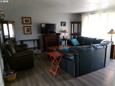 3420 Olive Way, Longview, WA 98632 - photo 4