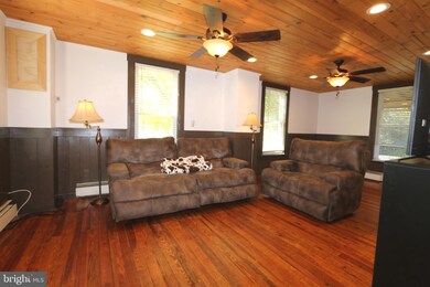 12329 Itnyre Rd, Smithsburg, MD 21783 - photo 7