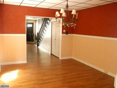 238 W Oley St, Reading, PA 19601 - photo 7