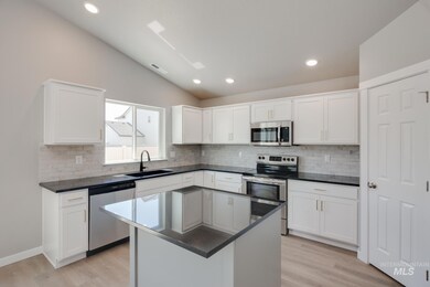 2173 W Minerva St, Meridian, ID 83642 - photo 4