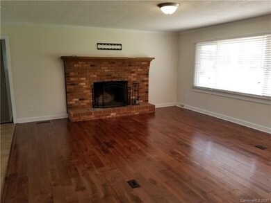 174 Longview Rd, Statesville, NC 28625 - photo 5