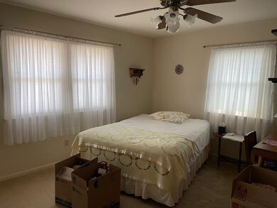 933 Spruce St, Newton, KS 67114 - photo 4