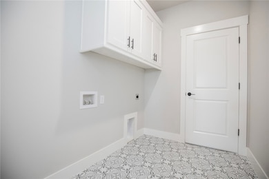 300 White Oak St, Gentry, AR 72734 - photo 3