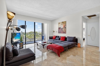 La Palma unit 6040, Palm Beach, FL 33480 - photo 7