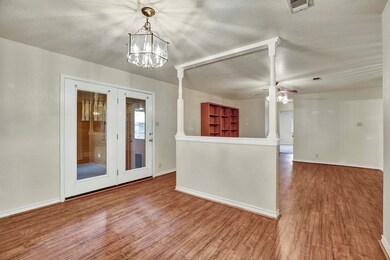 122 Frederick Rd, Fredericksburg, TX 78624 - photo 5