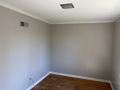 933 Jefferson Place, Shreveport, LA 71104 - photo 5