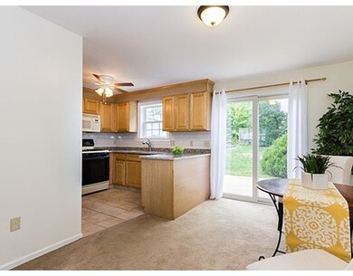 945 Riverside Dr unit 28B, Methuen, MA 01844 - photo 5