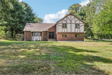 168 Cunningham Ln, New Castle, PA 16105 - photo 2