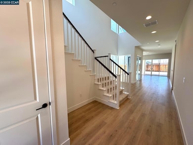 17585 Bushwick Ln, Lathrop, CA 95330 - photo 2