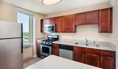 unlisted-address, Lombard, IL 60148 - photo 2