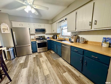 1805 85th Ave W, Rock Island, IL 61201 - photo 5