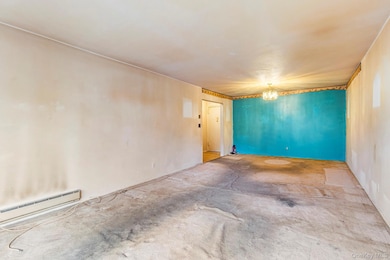 Westgate Park Condominium unit 114, Yonkers, NY 10703 - photo 7