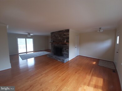 2829 Baldwin St, Winchester, VA 22601 - photo 5