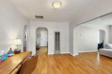 519 8th St SW, Albuquerque, NM 87102 - photo 7