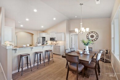 11180 Bluefield Dr unit 13/11, Caldwell, ID 83605 - photo 3