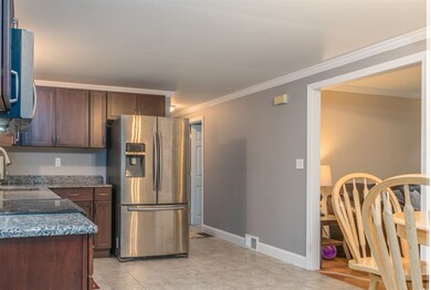 11 Olesen Rd, Derry, NH 03038 - photo 6
