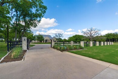 300 Hobson Ln, Denton, TX 76205 - photo 3