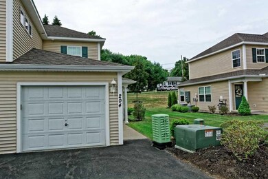 204 Royale Ct, Troy, NY 12180 - photo 2