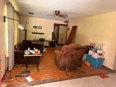 13453 NE Kleeman Rd, Elgin, OK 73538 - photo 4