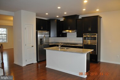 22623 Naugatuck Square, Ashburn, VA 20148 - photo 3