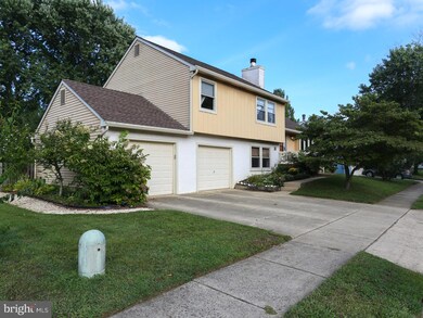 31 Gardenia Dr, Mount Laurel, NJ 08054 - photo 2