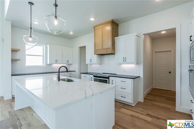 316 Wade Rd, Eddy, TX 76524 - photo 7