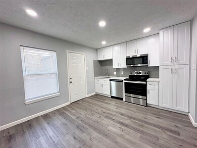 6611 Conley St, Houston, TX 77021 - photo 3