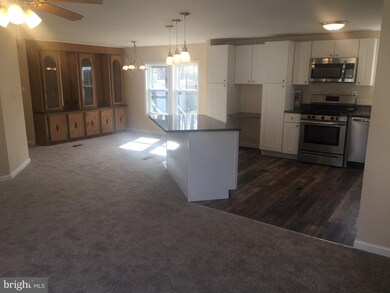 112 Shenandoah Dr, Sicklerville, NJ 08081 - photo 5