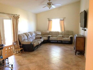 Family_Room[1]