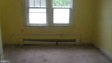 2904 Fleetwood Ave, Baltimore, MD 21214 - photo 3