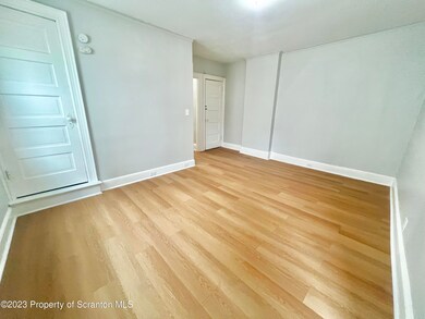 1934 Washburn St unit Fl 1, Scranton, PA 18504 - photo 6