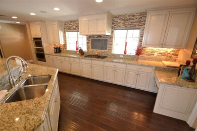 Kitchen 2