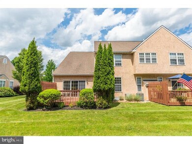 86 Wheatsheaf Ln unit 86, Norristown, PA 19403 - photo 2