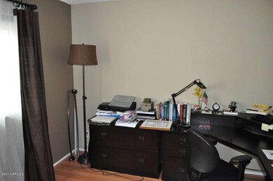 Bedroom 2 (2)