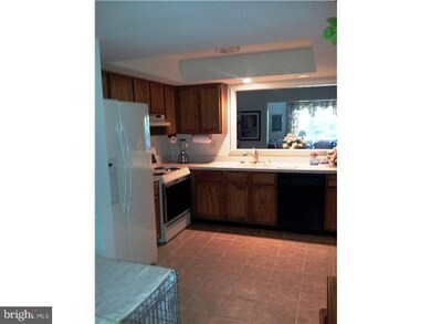 8637 Trumbauer Dr, Glenside, PA 19038 - photo 6