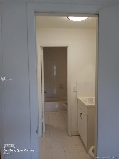 6070 W 18th Ave unit 312, Hialeah, FL 33012 - photo 6