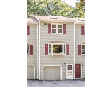 115 Tennis Plaza Rd unit 5, Dracut, MA 01826 - photo 2