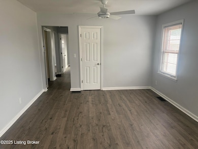 1818 Lewiston Dr, Louisville, KY 40216 - photo 5