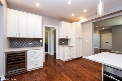 714 S Hillside Ave, Elmhurst, IL 60126 - photo 4